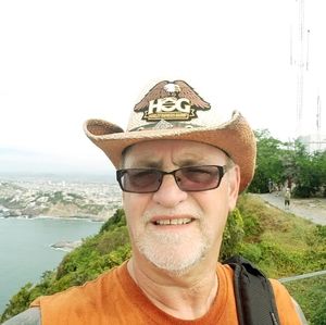 Meet your Posher, Pierre